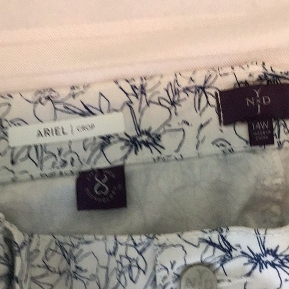 NYDJ Ariel crop size 14 used great material excellent condition - Picture 3 of 7